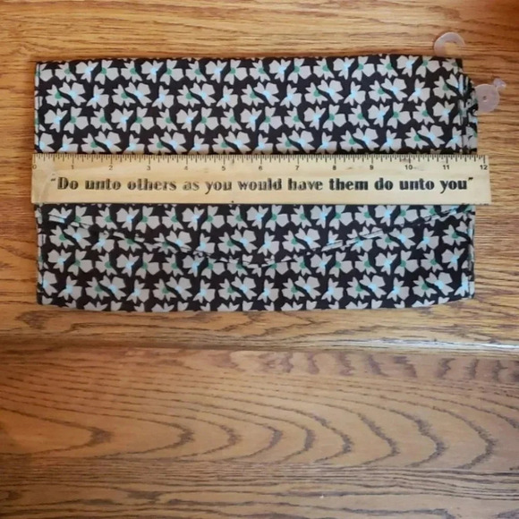 Old Navy‎ NWOT brown/tan/green print clutch - Picture 4 of 7